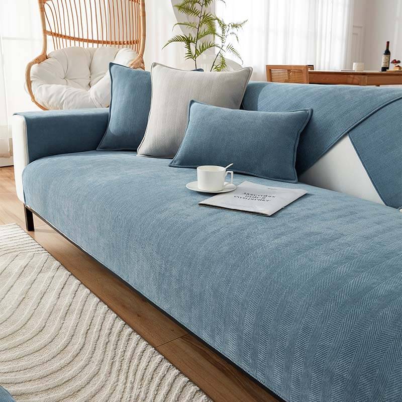 https://cdn.shopify.com/s/files/1/0549/1638/2879/files/HerringboneChenilleFabricFurnitureProtectorSofaCover_c9d44792-e040-49ce-8de4-de521702896d.jpg?v=1719484990