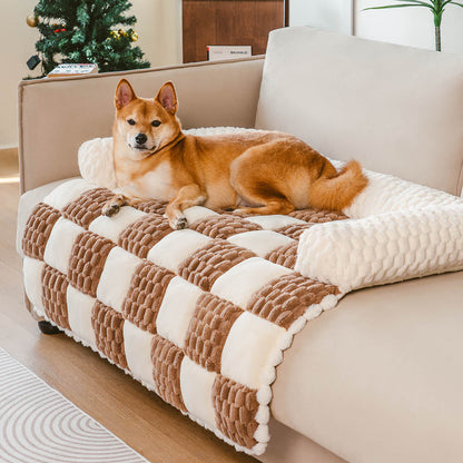 https://cdn.shopify.com/s/files/1/0549/1638/2879/files/PlaidCozySofaProtectorDogMat-SnugPad_12.jpg?v=1730446181