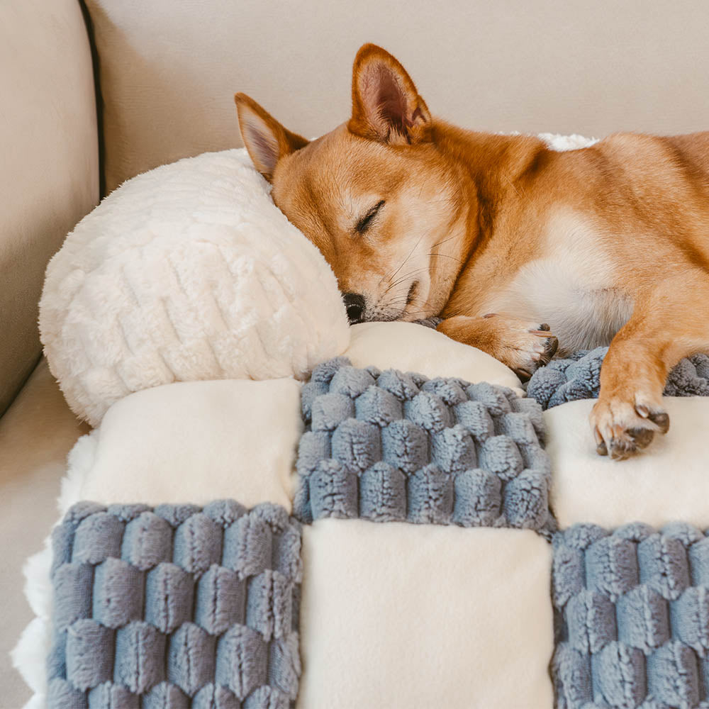 Plaid Cozy Sofa Protector Dog Mat - Stylish Comfort for Pets