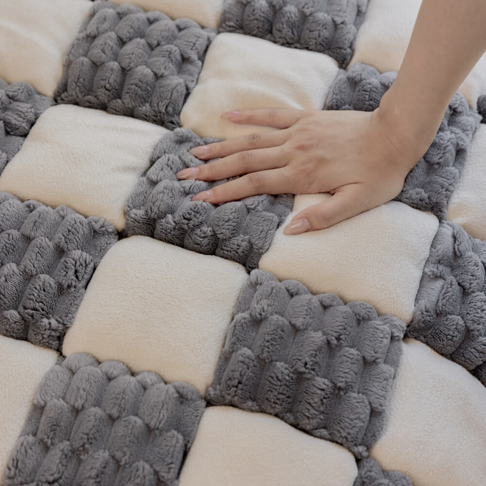 Plush Handmade Color Block Dog Mat - Non-Slip Couch Cover