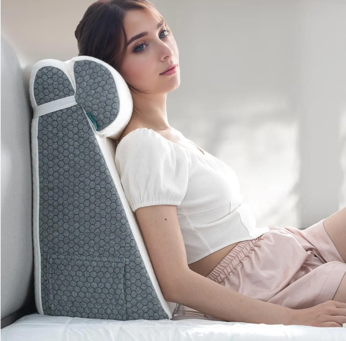 Incline Cloud Pillow