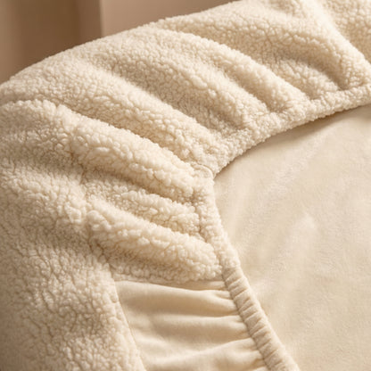 CloudNest Bordered Bed Sheet