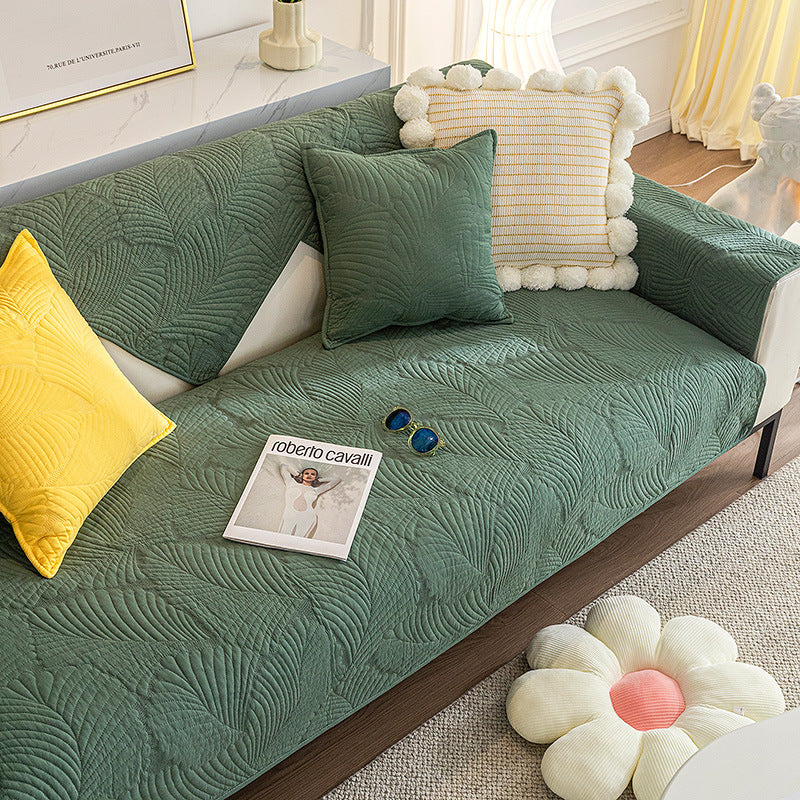 https://cdn.shopify.com/s/files/1/0549/1638/2879/files/funnyfuzzyLeafSofaMatFurnitureAnti-scratch_SkidProtectionCouchCover-_1.jpg?v=1689926293