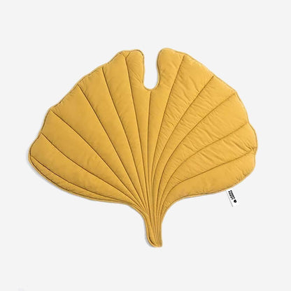 Stylish Leaf Shape Dog Blanket for Cozy Comfort