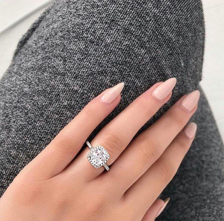 Élise Ring