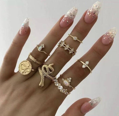Serpentecae Ring Set