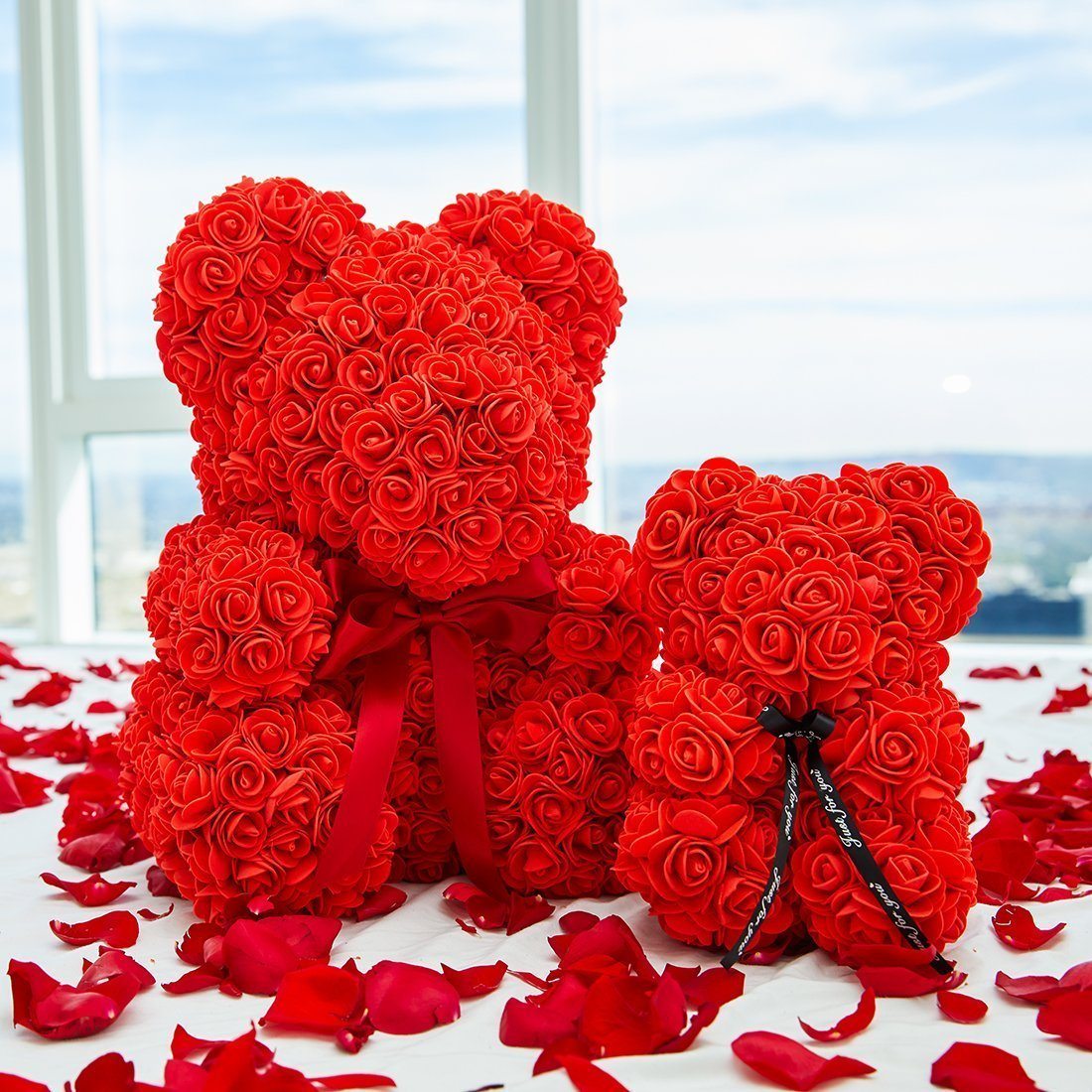Teddy bear in Roses