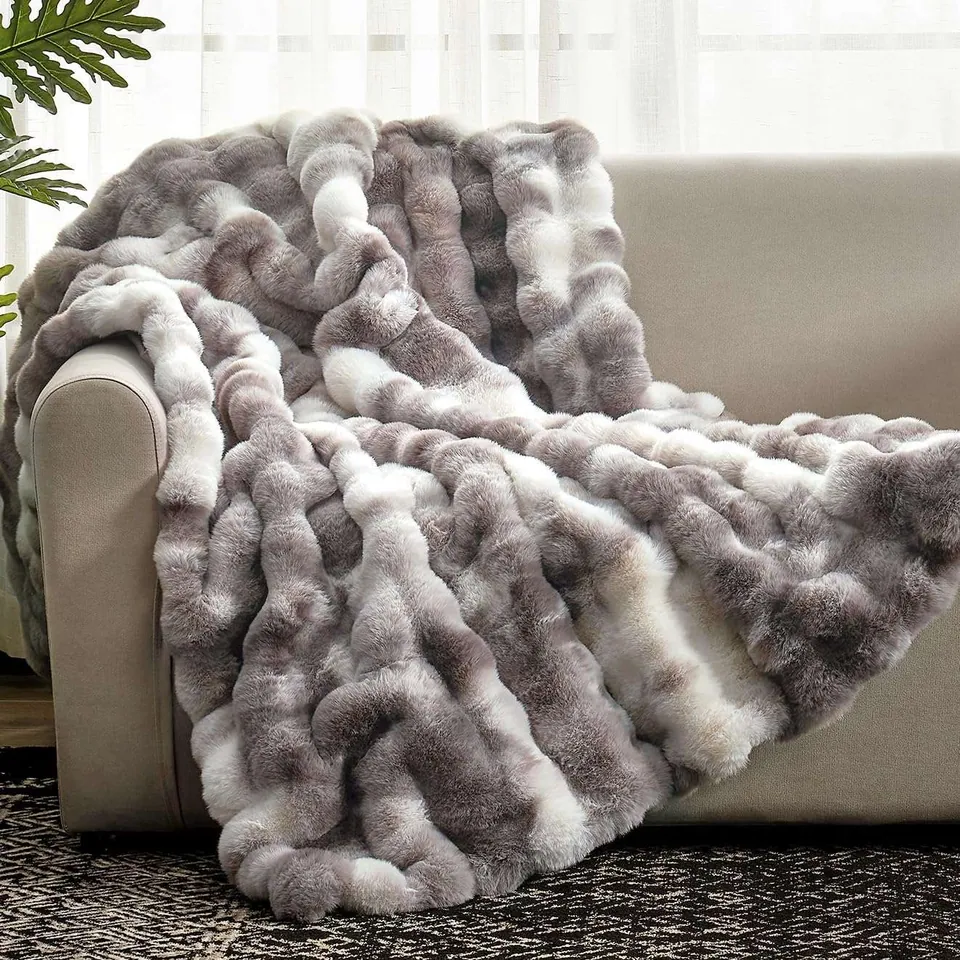 Bubble Tie-Dye Faux Fur Throw