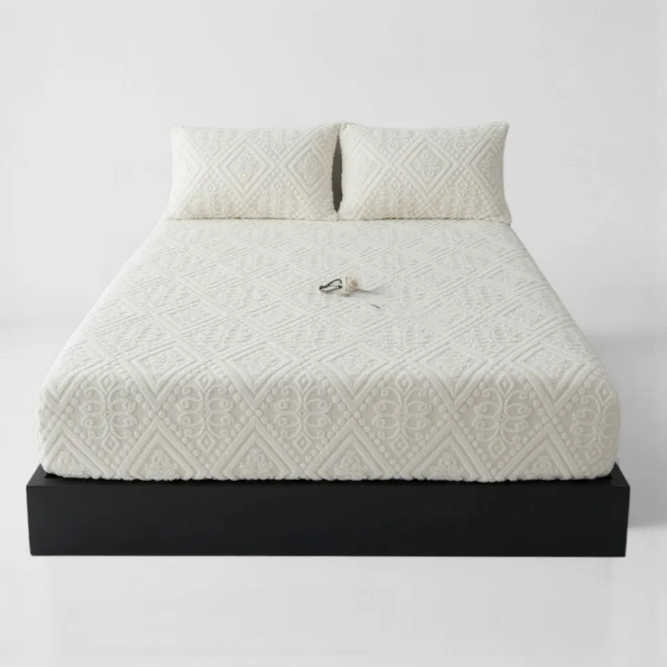 Baroque Embossed Velvet Fitted Sheet